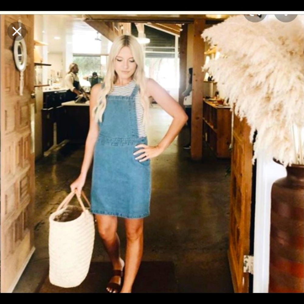 Carly Jean “Daisy” Denim Dress. Medium